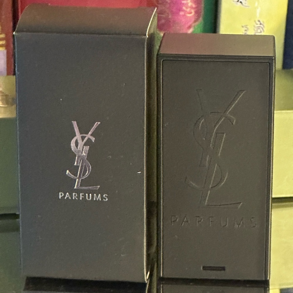 Yves Saint Laurent case - Picture 5 of 10